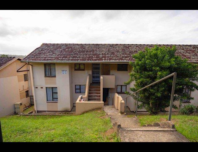 2 BEDROOM APARTMENT FOR SALE IN BELLAIR